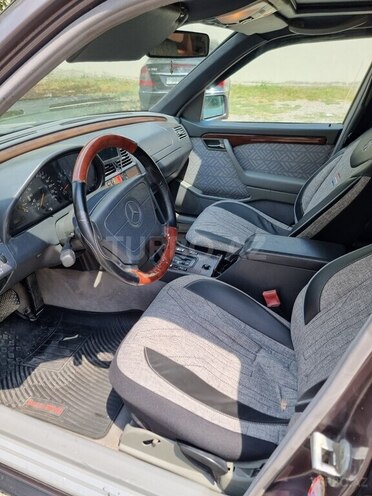 Mercedes C 220 1994, 555,000 km - 2.2 л - Quba