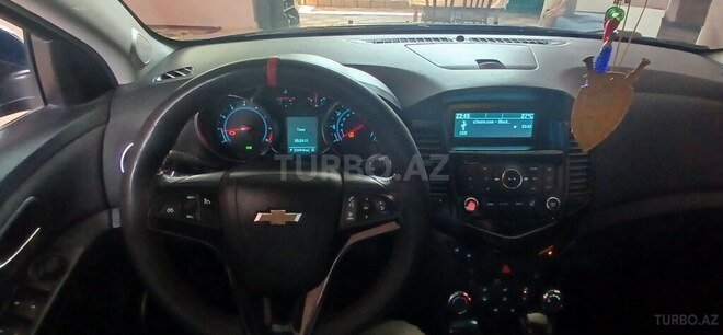 Chevrolet Cruze 2011, 334,818 km - 1.4 л - Gəncə
