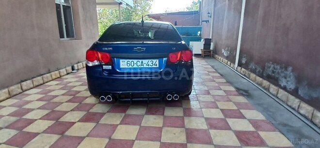 Chevrolet Cruze 2011, 334,818 km - 1.4 л - Gəncə