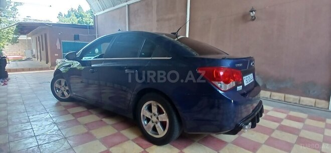 Chevrolet Cruze 2011, 334,818 km - 1.4 л - Gəncə