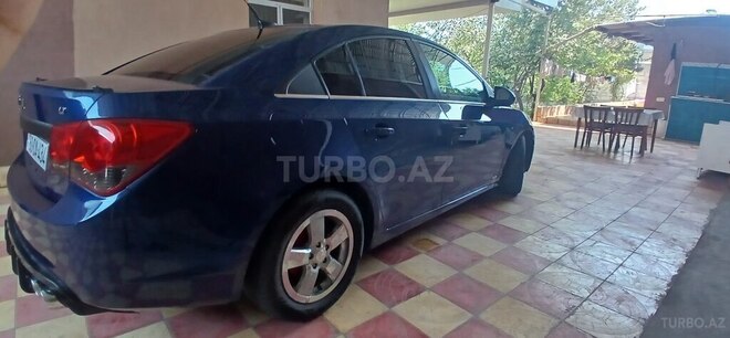 Chevrolet Cruze 2011, 334,818 km - 1.4 л - Gəncə