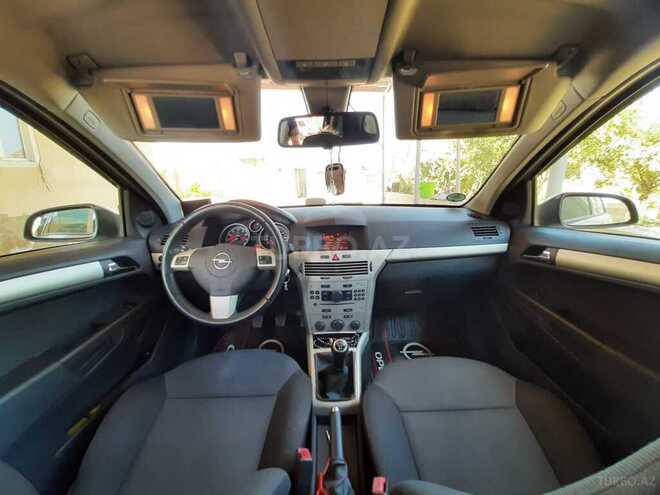 Opel Astra 2008, 197,000 km - 1.4 л - Bakı