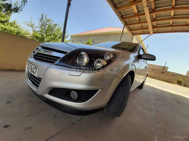 Opel Astra 2008, 197,000 km - 1.4 л - Bakı