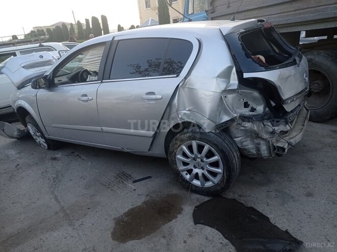 Opel Astra 2004, 230,000 km - 1.4 l - Füzuli