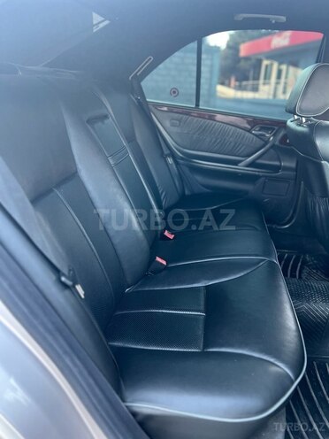 Mercedes E 220 d 2001, 417,570 km - 2.2 л - Bakı