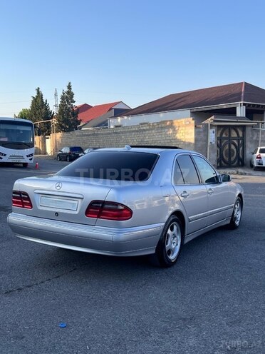 Mercedes E 220 d 2001, 417,570 km - 2.2 л - Bakı