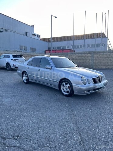 Mercedes E 220 d 2001, 417,570 km - 2.2 л - Bakı