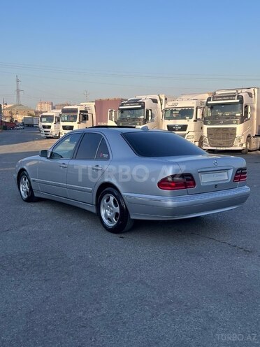 Mercedes E 220 d 2001, 417,570 km - 2.2 л - Bakı