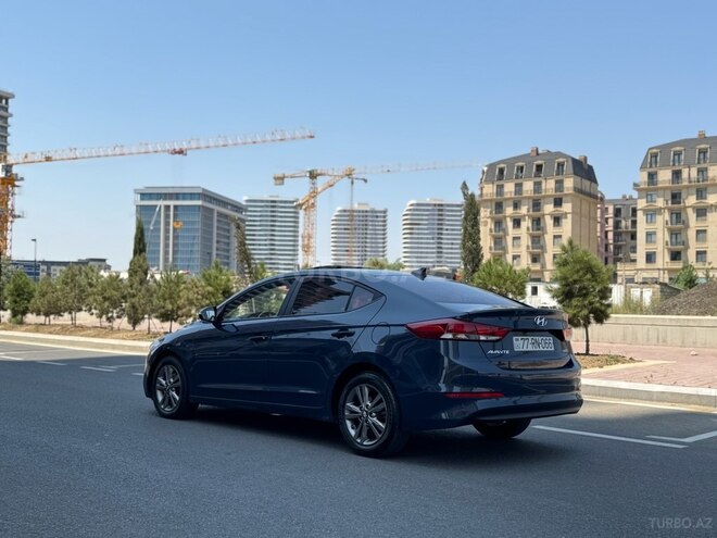 Hyundai Avante 2015, 205,000 km - 1.6 l - Bakı