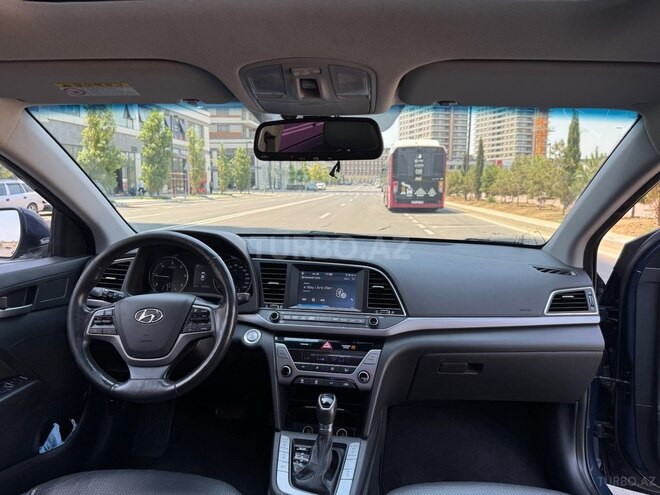 Hyundai Avante 2015, 205,000 km - 1.6 l - Bakı