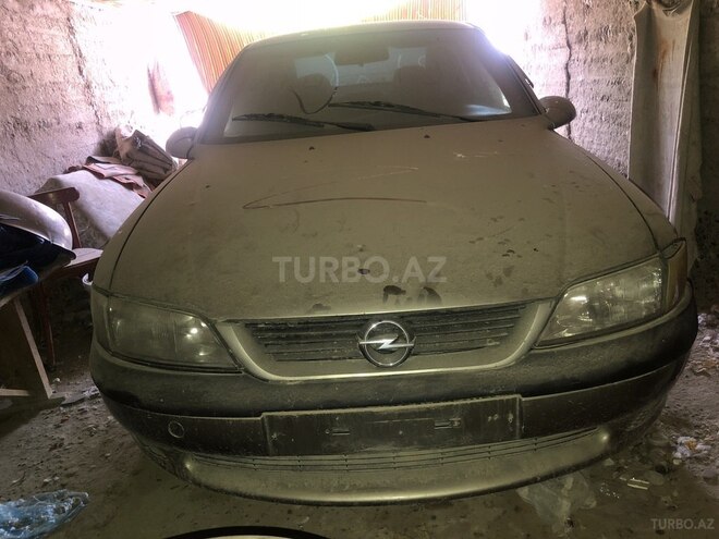 Opel Vectra 1997, 252,000 km - 2.0 l - Beyləqan