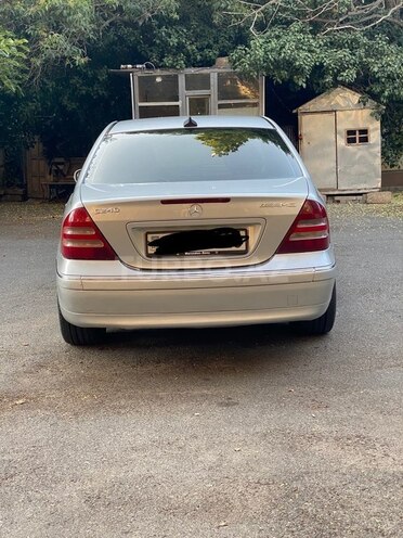 Mercedes C 240 2001, 124,540 km - 2.6 l - Bakı