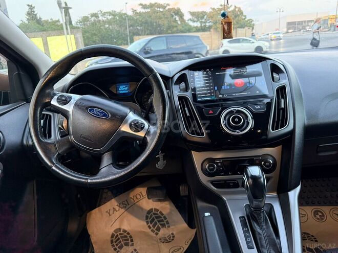 Ford Focus 2013, 125,300 km - 1.6 л - Bakı