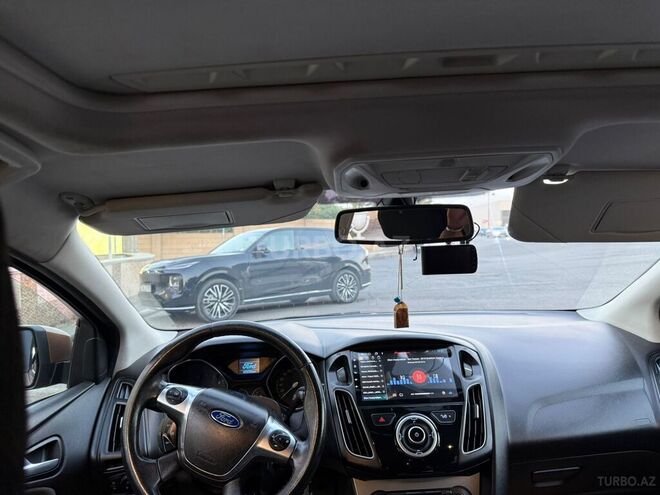 Ford Focus 2013, 125,300 km - 1.6 л - Bakı