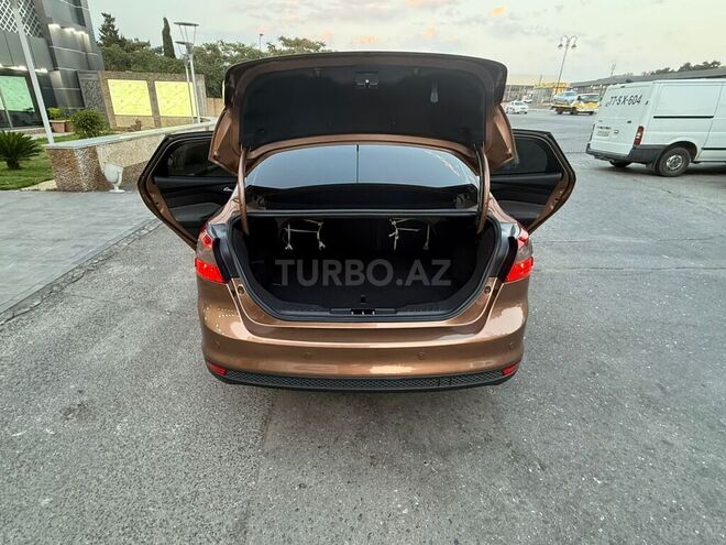 Ford Focus 2013, 125,300 km - 1.6 л - Bakı