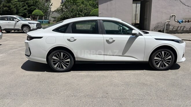 Changan Qiyuan A05 2024, 0 km - 1.5 l - Bakı