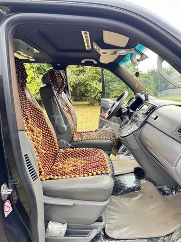 Volkswagen Multivan 2005, 245,500 km - 2.5 л - Qax