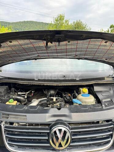 Volkswagen Multivan 2005, 245,500 km - 2.5 л - Qax
