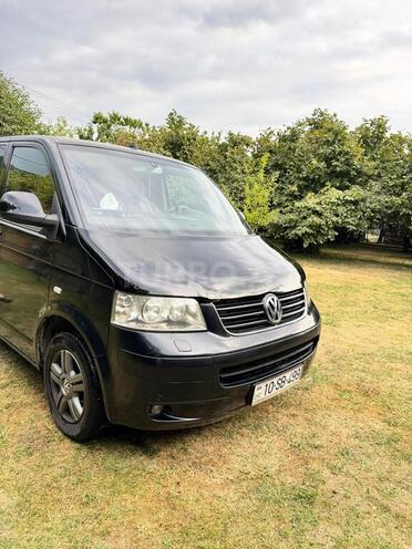 Volkswagen Multivan 2005, 245,500 km - 2.5 л - Qax