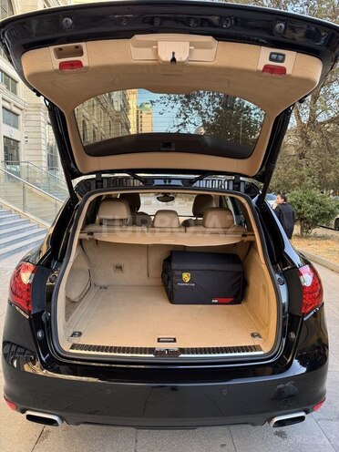 Porsche Cayenne 2012, 179,688 km - 3.6 l - Bakı