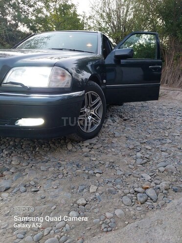 Mercedes C 240 1999, 232,000 km - 2.4 l - Neftçala