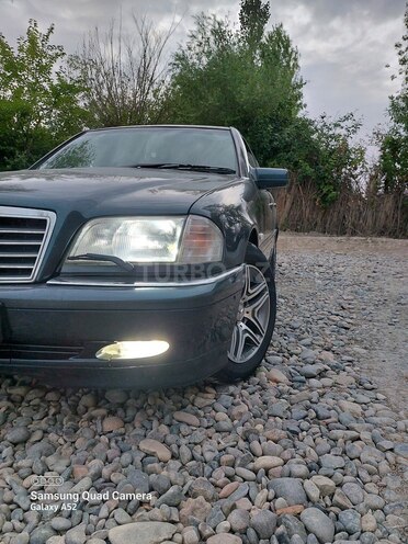 Mercedes C 240 1999, 232,000 km - 2.4 l - Neftçala