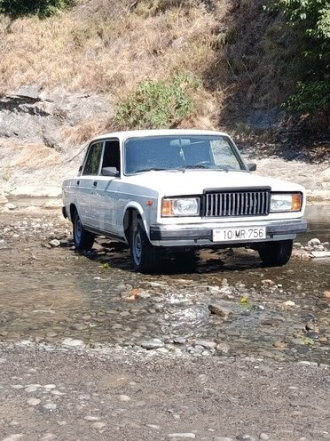 LADA (VAZ) 2107 2004, 80,000 km - 1.6 л - Sabirabad