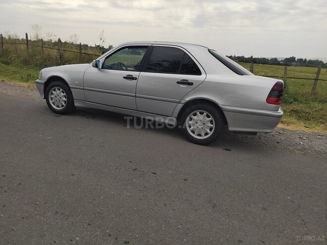 Mercedes C 200 2000, 334,000 km - 2.0 л - Qəbələ