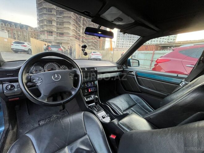 Mercedes E 220 1994, 390,000 km - 2.2 l - Bakı