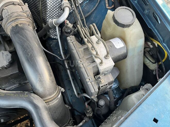 Mercedes E 220 1994, 390,000 km - 2.2 l - Bakı
