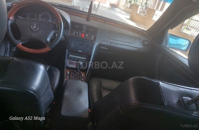 Mercedes C 240 1999, 232,000 km - 2.4 l - Neftçala