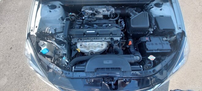 Kia  2011, 215,000 km - 2.0 l - Salyan