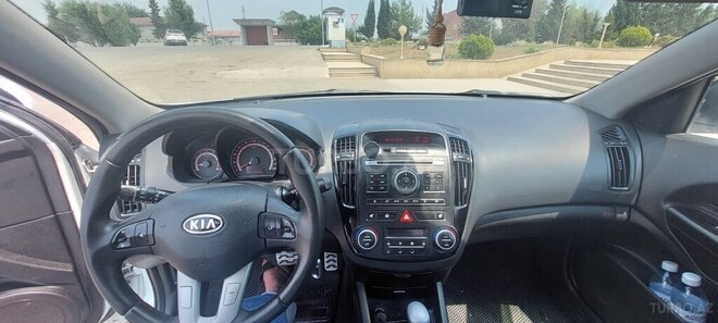 Kia  2011, 215,000 km - 2.0 l - Salyan