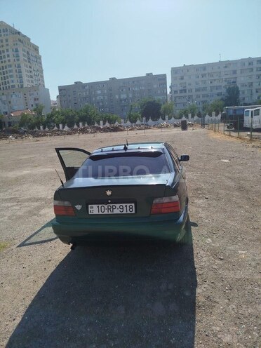BMW 318 1993, 380,000 km - 1.8 l - Bakı