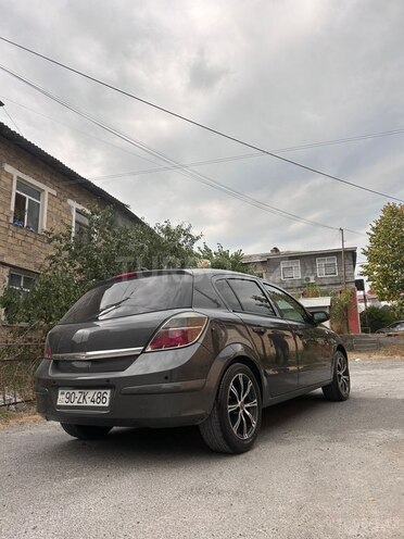 Opel Astra 2008, 249,850 km - 1.4 l - Şəki