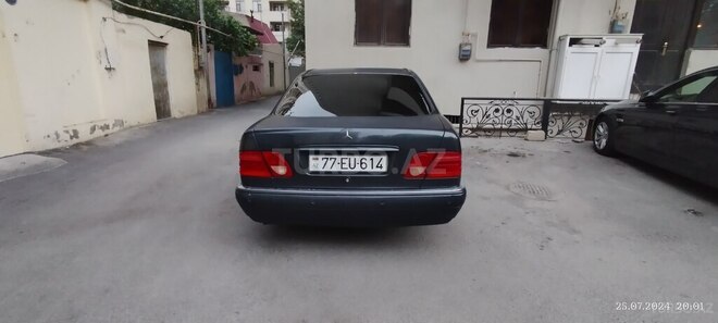 Mercedes E 200 1997, 515,000 km - 2.0 l - Bakı