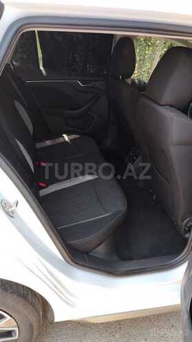 Skoda Kamiq 2023, 83,000 km - 1.6 л - Bakı