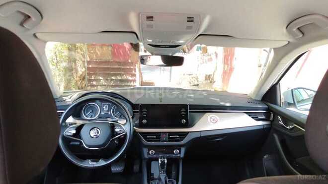 Skoda Kamiq 2023, 83,000 km - 1.6 л - Bakı