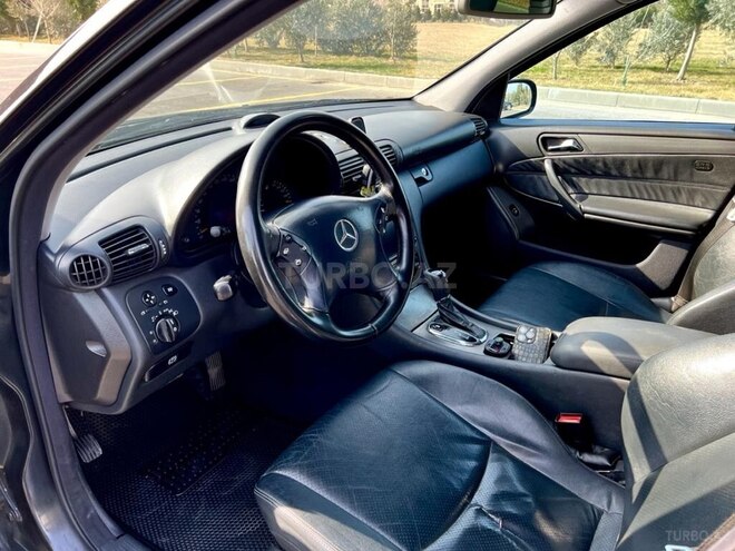 Mercedes C 320 2001, 415,000 km - 3.2 l - Sumqayıt