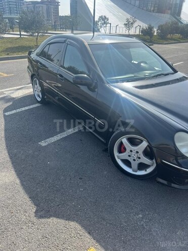 Mercedes C 320 2001, 415,000 km - 3.2 l - Sumqayıt