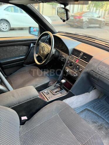 Mercedes C 220 d 1994, 300,000 km - 2.2 л - Bakı