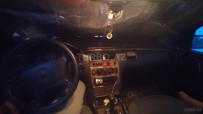 Mercedes E 230 1996, 584,390 km - 2.3 l - Bakı