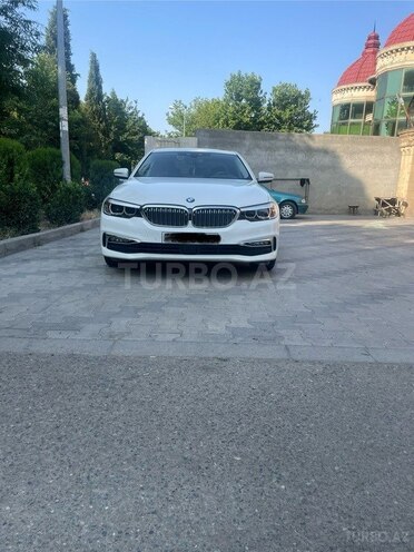 BMW 520 2018, 110,000 km - 2.0 l - Gəncə