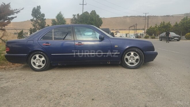 Mercedes E 230 1996, 584,390 km - 2.3 l - Bakı