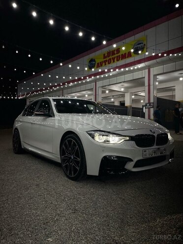BMW 320-2