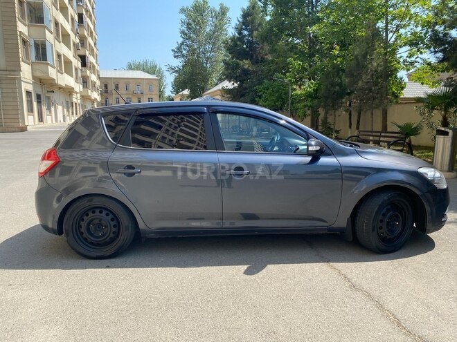 Kia Ceed 2009, 364,111 km - 1.6 л - Bakı