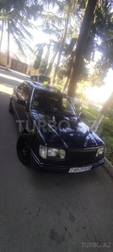 Mercedes E 220 1994, 332,550 km - 2.2 л - Qazax