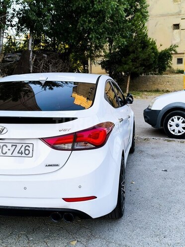 Hyundai Avante 2015, 165,000 km - 1.6 l - Bakı