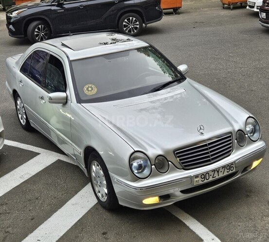 Mercedes E 220 d 2000, 376,500 km - 2.2 л - Bakı