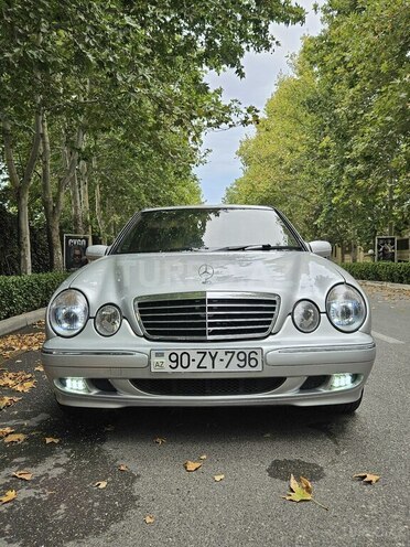 Mercedes E 220 d 2000, 376,500 km - 2.2 л - Bakı